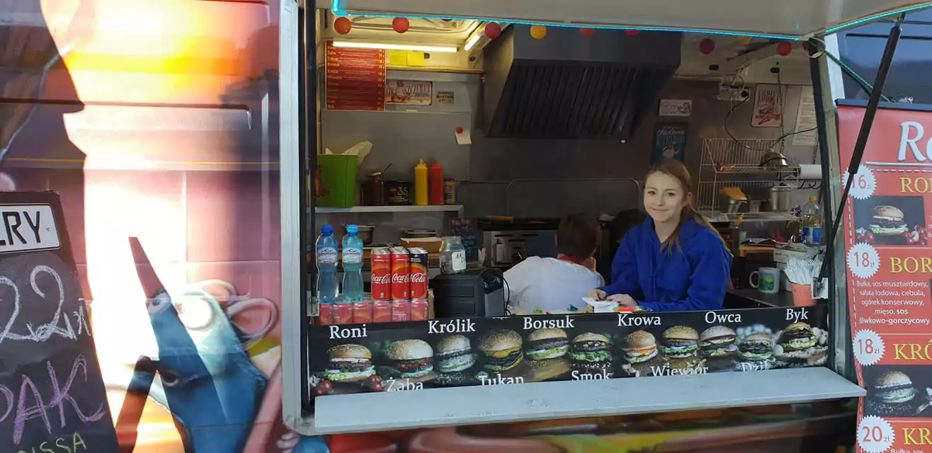 zdjecie z food trucka • Smaczne Media dla Gastronomii
